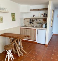 kitchen-saloon